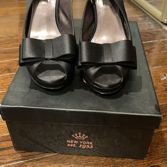 Nina Edlen Black Satin Bow Peep Toe Sling Back - Picture 3 of 6